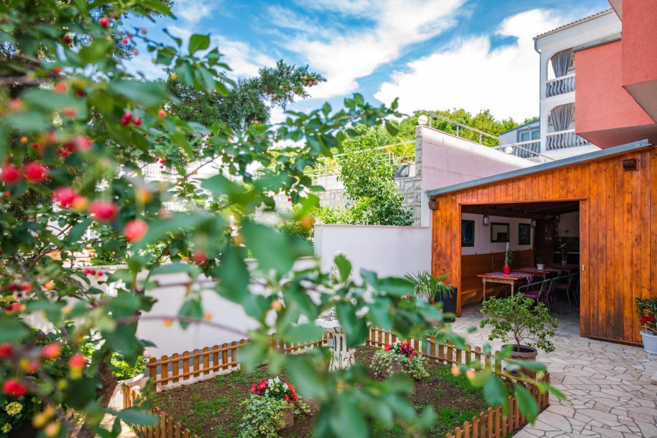 Apartments Mikanovic تْسْغيكفانِتْسا المظهر الخارجي الصورة