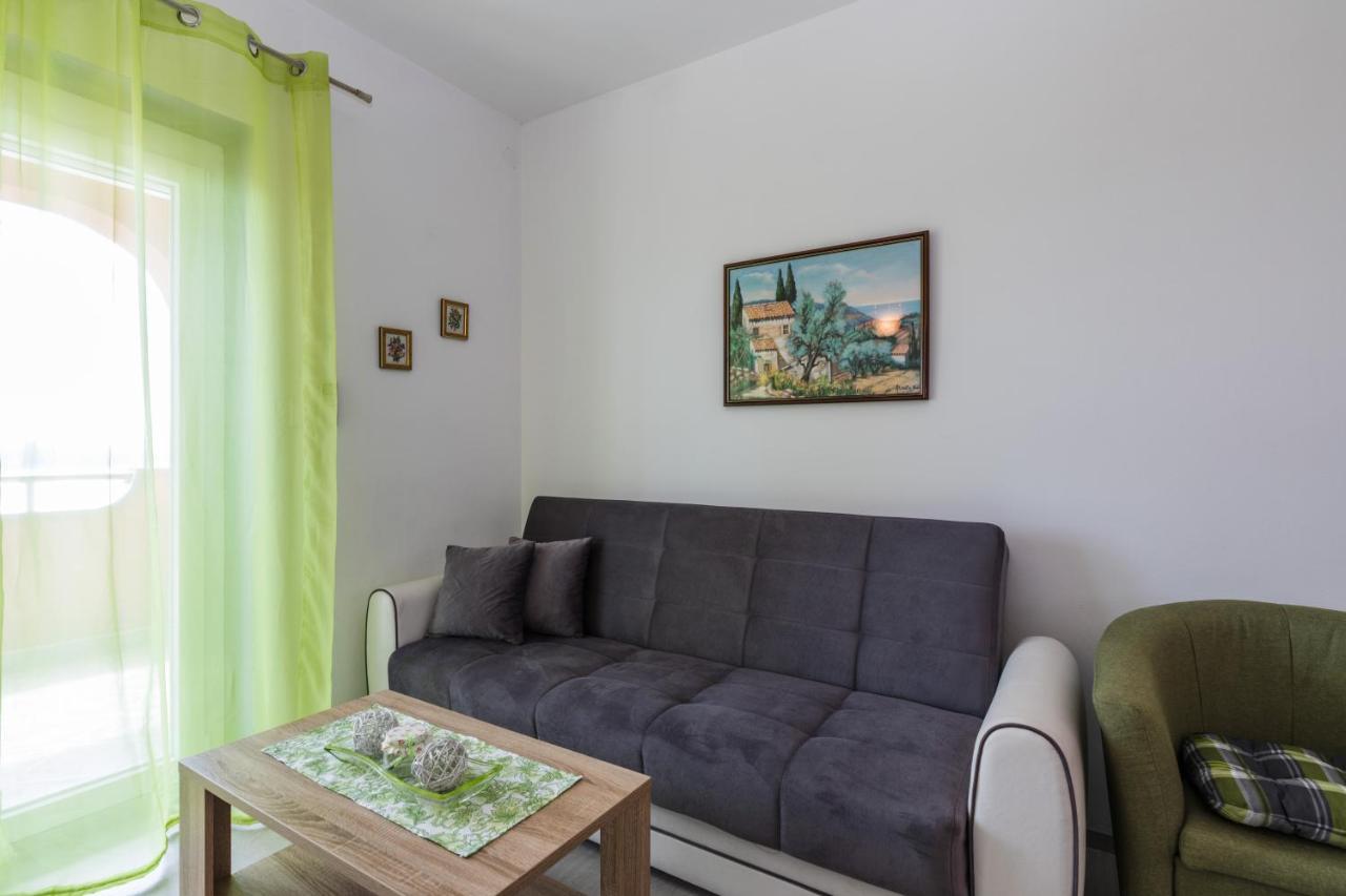 Apartments Mikanovic تْسْغيكفانِتْسا المظهر الخارجي الصورة